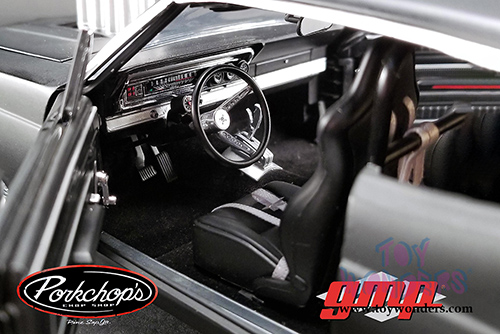 GMP - Pork Chop’s Ford Fairlane - Bootleg Hardtop (1966, 1/18 scale diecast model car, Silver) 18910