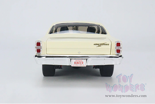 Acme - Ford Fairlane - 427 SOHC White Lightning (1967, 1/18 scale diecast model car, Cream) 18931