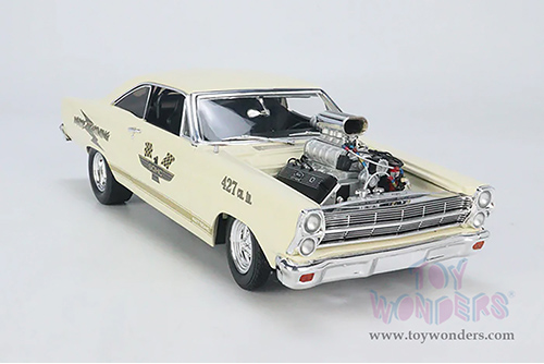 Acme - Ford Fairlane - 427 SOHC White Lightning (1967, 1/18 scale diecast model car, Cream) 18931