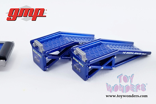 GMP - Bigfoot&reg; #1 The Original Monster Truck Shop Tool Set 2 (1:18 Scale, Blue) 18944