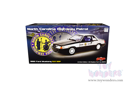 GMP - Ford Mustang 5.0 SSP - North Carolina Highway Patrol State Trooper (1993, 1/18 scale diecast model car, Black/Silver) 18976