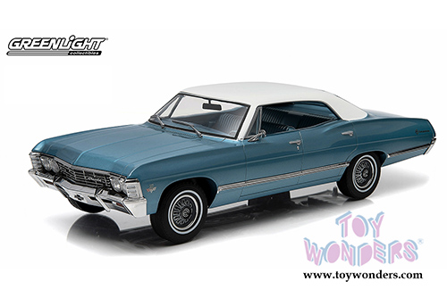 Greenlight - Artisan Chevy Impala Sport Sedan (1967, 1/18 scale diecast model car, Blue) 19008