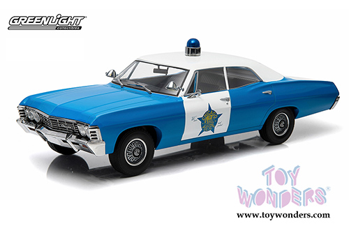 Greenlight - Artisan Chevy Biscayne - city of Chicago Police Department (1967, 1/18 scale diecast model car, Blue with White) 19009