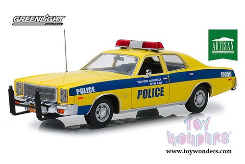 Greenlight - Artisan Plymouth Fury - Port Authority of New York & New Jersey Police (1977, 1/18 scale diecast model car, Yellow) 19056