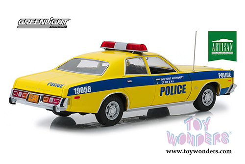 Greenlight - Artisan Plymouth Fury - Port Authority of New York & New Jersey Police (1977, 1/18 scale diecast model car, Yellow) 19056