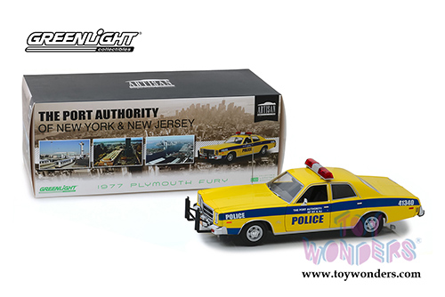 Greenlight - Artisan Plymouth Fury - Port Authority of New York & New Jersey Police (1977, 1/18 scale diecast model car, Yellow) 19056