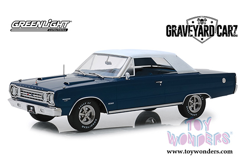 Greenlight - Artisan Graveyard Carz Plymouth Belvedere GTX Convertible (1967, 1/18 scale diecast model car, Dark Blue) 19059