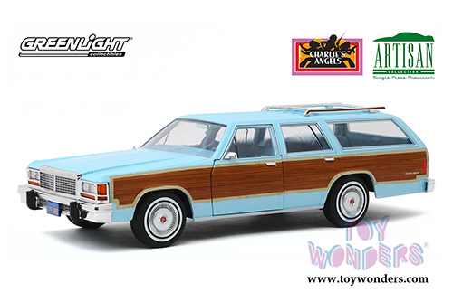 Greenlight - Artisan Ford LTD Country Squire - Charlie's Angels (1976-1981) TV Series (1979, 1/18 scale die cast model car, Light Blue) 19066
