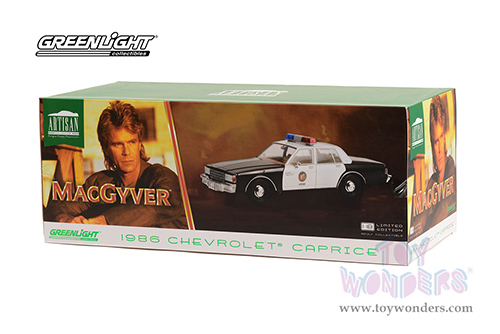 19126 Greenlight Artisan 1986 Chevrolet Caprice model diecast car retail box package