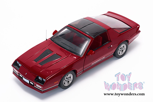 Sun Star USA - Chevy Camaro IROC-Z T-Top (1985, 1/18 scale diecast model car, Red) 1941R