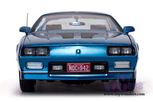 Sun Star USA - Chevy Camaro IROC-Z T-Top (1985, 1/18 scale diecast model car, Bright Blue) 1942BU