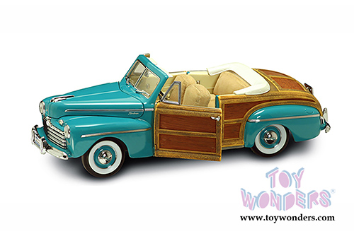 Lucky Road Signature - Ford Sportsman Convertible w/ Removable Bonnet (1946, 1/18 scale diecast model car, Green) 20048GN