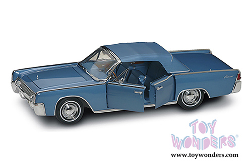 Lucky Road Signature - Lincoln Continental Limo w/ Removable Bonnet (1961, 1/18 scale diecast model car, Blue) 20088BU