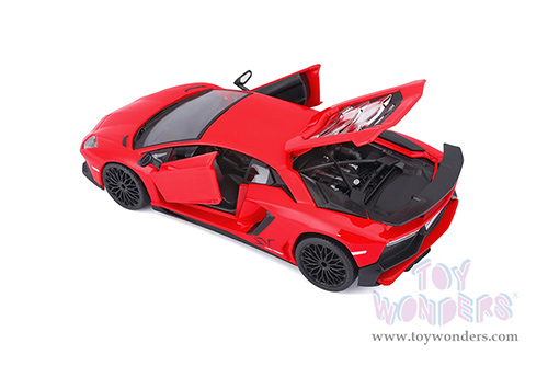 BBurago -  Lamborghini Aventador LP 750-4 SV Coupé (1/24 scale diecast model car, Red) 18-21079R