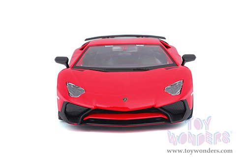 BBurago -  Lamborghini Aventador LP 750-4 SV Coupé (1/24 scale diecast model car, Red) 18-21079R