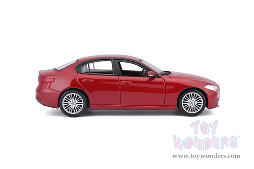 BBurago - Alfa Romeo Giulia (2016, 1/24 scale diecast model car, Red) 21080R