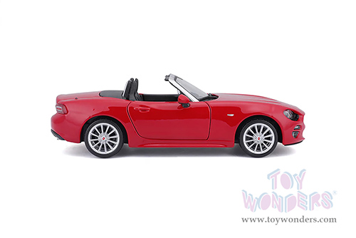 BBurago - Fiat 124 Spider (1/24 scale diecast model car, Red) 21083R