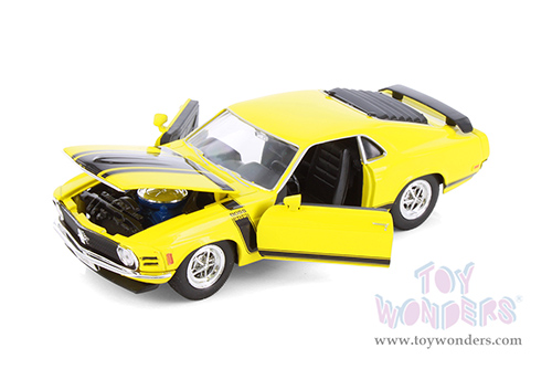Showcasts® Collectibles - Ford Mustang Boss 302 (1970, 1/24 scale diecast model car, Asstd.) 22088/4D MAP: $19.99