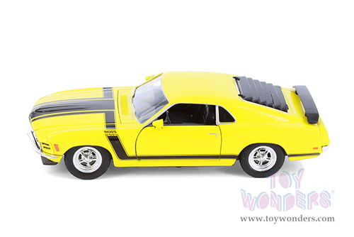 Showcasts® Collectibles - Ford Mustang Boss 302 (1970, 1/24 scale diecast model car, Asstd.) 22088/4D MAP: $19.99