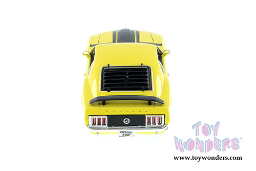 Showcasts® Collectibles - Ford Mustang Hardtop (1970, 1/24 scale diecast model car, Asstd.) 22088/4D MAP: $19.99