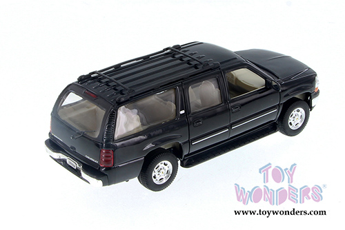 Welly - Chevrolet&reg; Suburban&trade; (2001, 1/24 scale diecast model car, Asstd.) 22090/4D