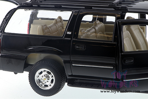 Welly - Chevrolet&reg; Suburban&trade; (2001, 1/24 scale diecast model car, Black) 22090WBK