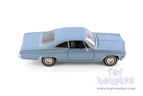 Welly - Chevy&reg; Impala&trade; SS 396 Hard Top (1965, 1/24 scale diecast model car, Light Blue) 22417WLBU/24
