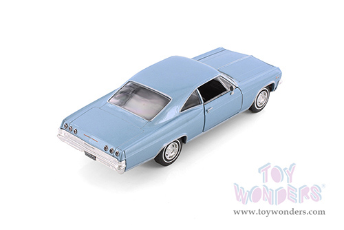 Welly - Chevy&reg; Impala&trade; SS 396 Hard Top (1965, 1/24 scale diecast model car, Light Blue) 22417WLBU/24