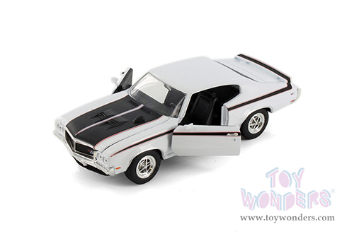 Welly - Buick GSX  Hard Top (1970, 1/24 scale diecast model car, White) 22433WW