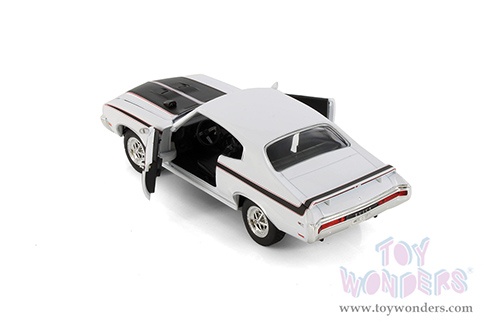 Welly - Buick GSX  Hard Top (1970, 1/24 scale diecast model car, White) 22433WW