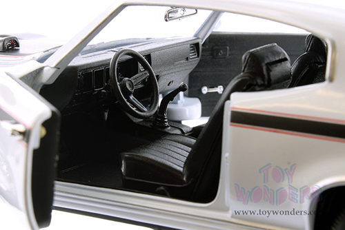 Welly - Buick GSX  Hard Top (1970, 1/24 scale diecast model car, White) 22433WW