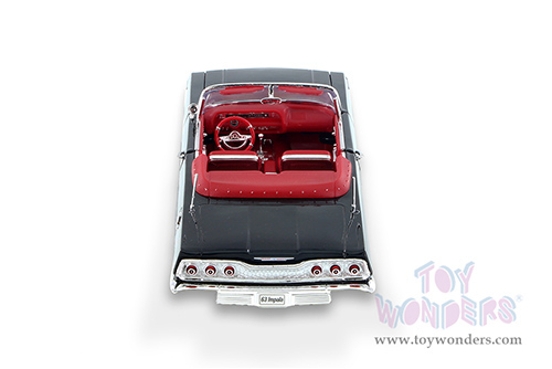 Welly - Chevrolet® Impala™ Convertible (1963, 1/24 scale diecast model car, Black) 22434WBK