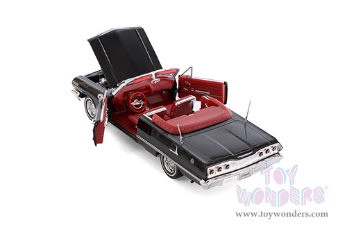 Welly - Chevrolet® Impala™ Convertible (1963, 1/24 scale diecast model car, Black) 22434WBK