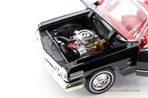 Welly - Chevrolet® Impala™ Convertible (1963, 1/24 scale diecast model car, Black) 22434WBK