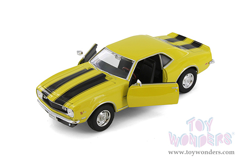 Showcasts® Collectibles - Chevrolet® Camaro® Z28 (1968, 1/24 scale diecast model car, Asstd.) 22448/4D MAP: $19.99