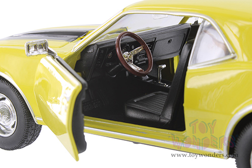 Showcasts® Collectibles - Chevrolet® Camaro® Z28 (1968, 1/24 scale diecast model car, Asstd.) 22448/4D MAP: $19.99