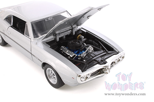 Showcasts® Collectibles - Pontiac® Firebird® Hardtop (1967, 1/24 scale diecast model car, Asstd.) 22502/4D MAP: $19.99