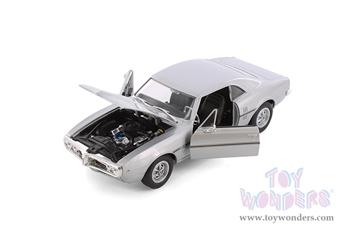 Showcasts® Collectibles - Pontiac® Firebird® Hardtop (1967, 1/24 scale diecast model car, Asstd.) 22502/4D MAP: $19.99