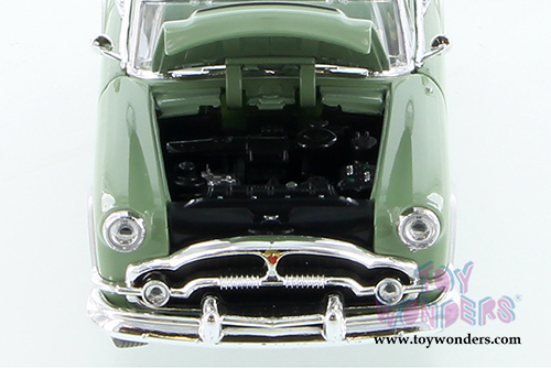 Welly - Packard Caribbean Convertible (1953, 1/24 scale diecast model car, Green) 24016CW/GN