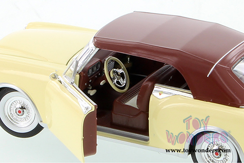 Welly - Packard Caribbean Soft Top (1953, 1/24 scale diecast model car, Cream) 24016HW/CM