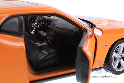 Showcasts® Collectibles - Dodge Challenger SRT Hard Top (2013, 1/24 scale diecast model car, Asstd.) 24049/4D MAP: $19.99