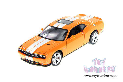 Welly - Dodge Challenger SRT Hardtop (2013, 1/24 scale diecast model car, Orange) 24049OR