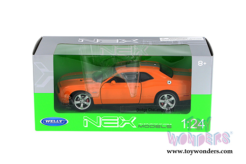 Welly - Dodge Challenger SRT Hardtop (2013, 1/24 scale diecast model car, Orange) 24049OR