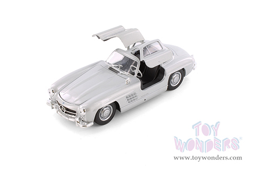 Showcasts® Collectibles - Mercedes-Benz 300SL Hardtop (1/24 scale diecast model car, Asstd.) 24064/4D MAP: $19.99