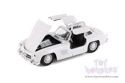 Showcasts® Collectibles - Mercedes-Benz 300SL Hardtop (1/24 scale diecast model car, Asstd.) 24064/4D MAP: $19.99