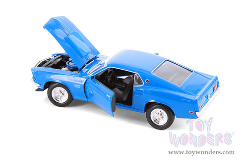 Showcasts® Collectibles - Ford Mustang Boss 429 Hardtop (1969, 1/24 scale diecast model car, Asstd.) 24067/4D MAP: $19.99