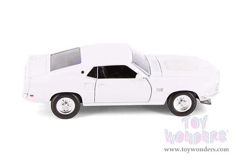 Showcasts® Collectibles - Ford Mustang Boss 429 Hardtop (1969, 1/24 scale diecast model car, Asstd.) 24067/4D MAP: $19.99