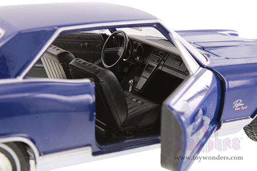 Showcasts® Collectibles - Buick® Riviera™ Grand Sport Hardtop (1965, 1/24 scale diecast model car, Asstd.) 24072/4D MAP: $19.99