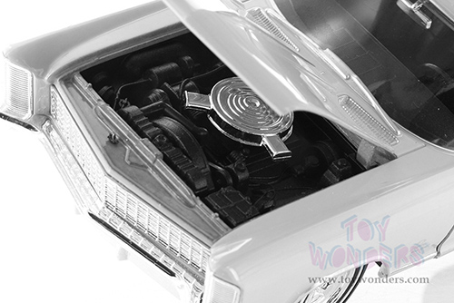 Welly - Buick&reg; Riviera&trade; Grand Sport Hardtop (1965, 1/24 scale diecast model car, Silver) 24072WSV