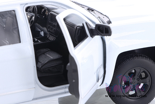 Welly - Chevrolet® Silverado™ Pickup (2017, 1/29 scale diecast model car, White) 24083WWT